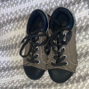 Revolution 3/20$ dance shoes size 2.5 🍭